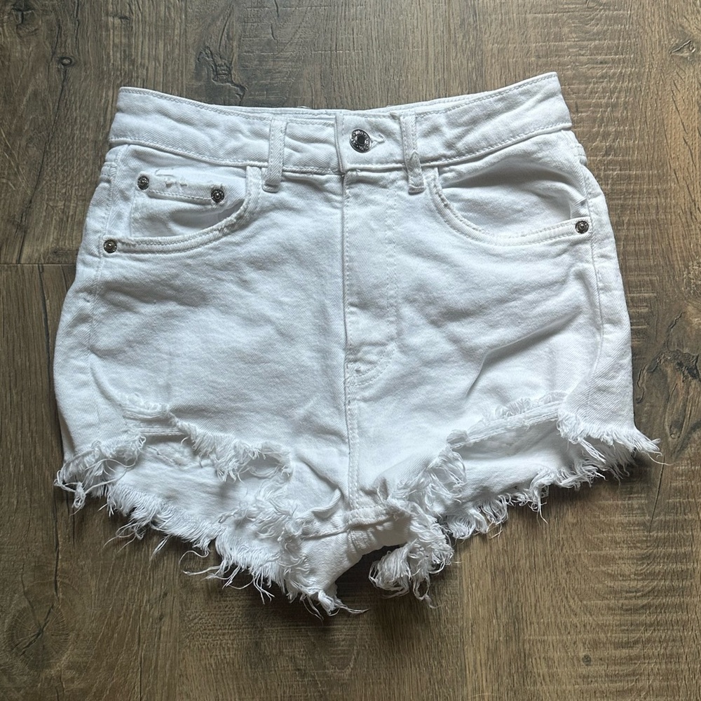 Zara White Jean Shorts with Frayed Hem